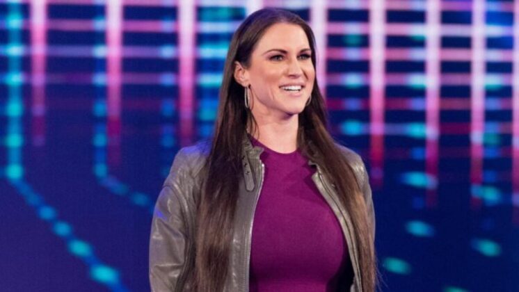 Stephanie McMahon não deve retornar a WWE tão cedo