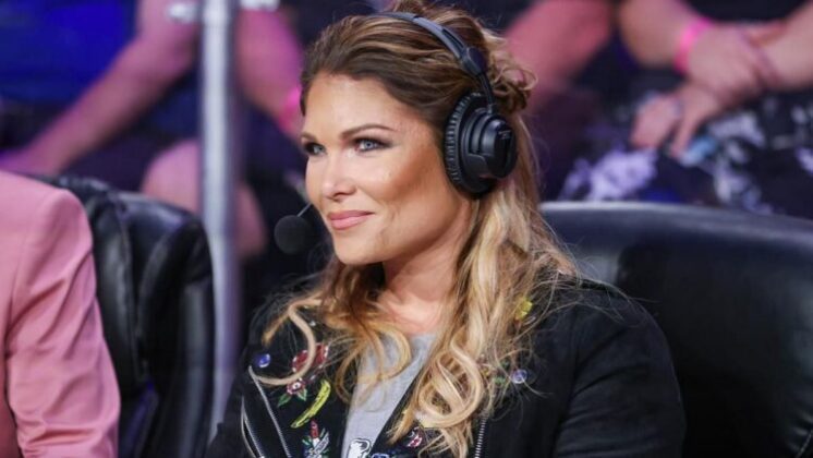 Beth Phoenix deixará o time de comentaristas do WWE NXT