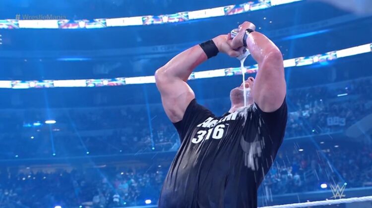 Stone Cold mostra forma incrível em meio a rumores sobre retorno a WWE