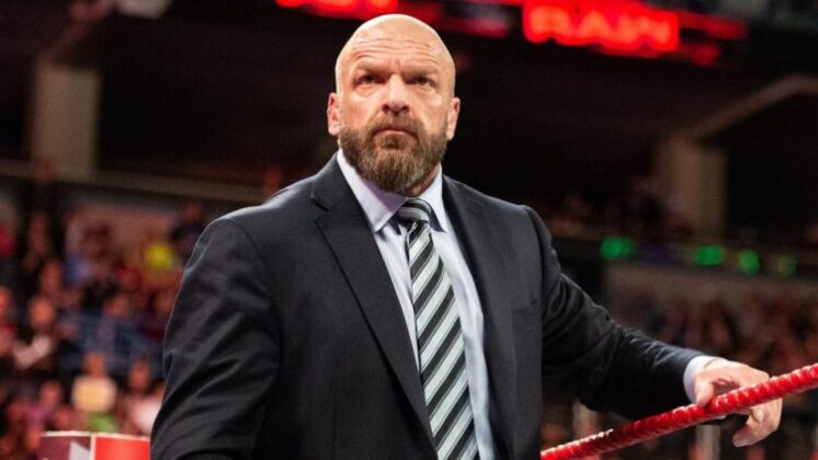 Triple H faz aparição surpresa no NXT Stand & Deliver 2022