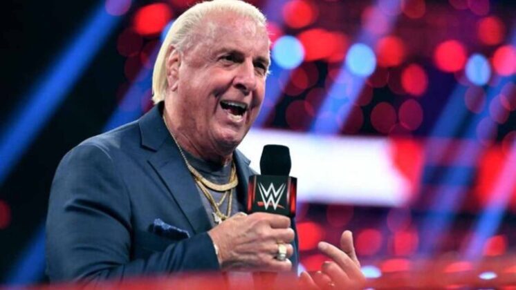 Ric Flair fala sobre o retorno de Charlotte Flair à WWE