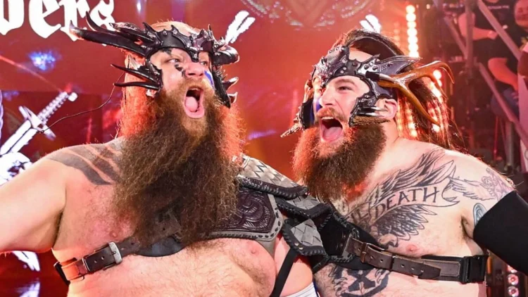 Viking Raiders sofrem “heel-turn” durante o WWE SmackDown
