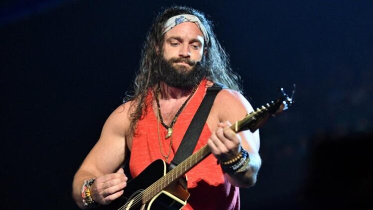 Elias retornará ao WWE RAW na próxima semana