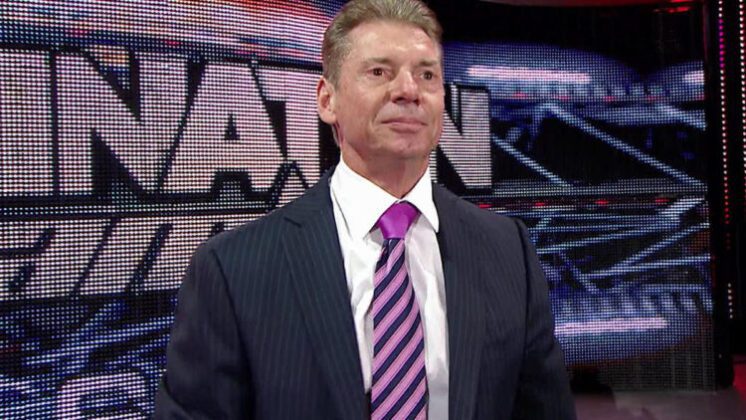 Vince McMahon deixa o cargo de CEO da WWE e é substituído por Stephanie McMahon