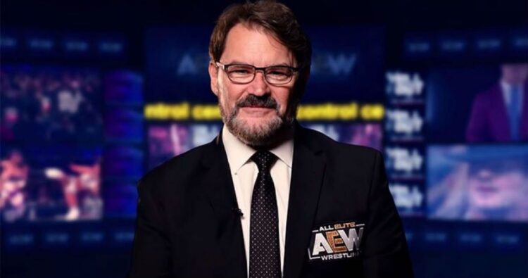 Tony Schiavone comenta as críticas de que a AEW tem muitos títulos