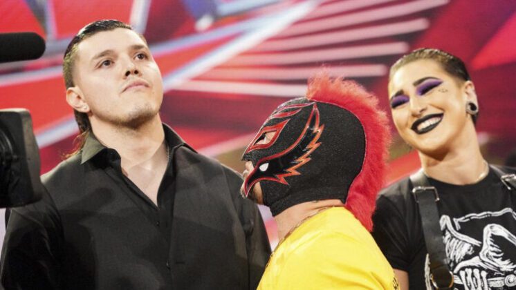 Dominik Mysterio confirma sua entrada na 30-Man Royal Rumble