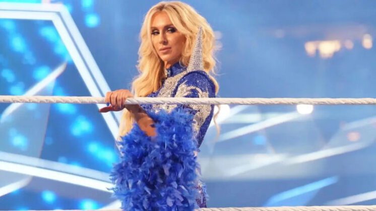 Ric Flair aborda a ausência de Charlotte Flair dos shows da WWE