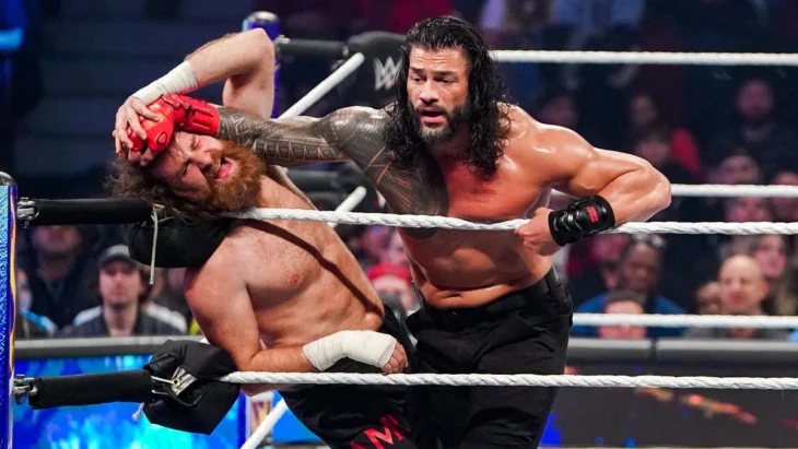 Revelada a razão pela qual a WWE marcou uma revanche entre Roman Reigns e Sami Zayn