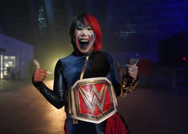Asuka conquista o RAW Women’s Championship