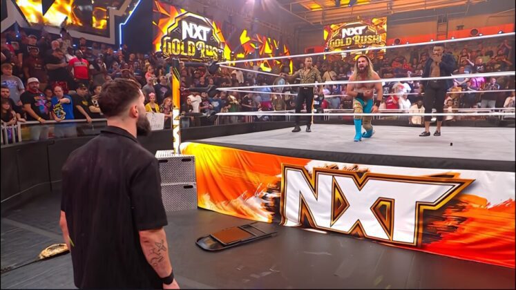 Finn Balor faz aparição surpresa no WWE NXT e ataca Seth Rollins