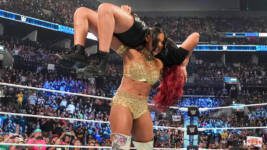 Bianca Belair enfrentará IYO SKY no WWE Crown Jewel