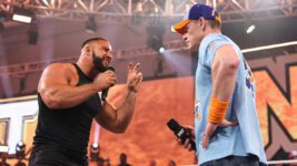 Bron Breakker ataca John Cena durante o WWE NXT