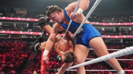 The Creed Brothers são os novos desafiantes ao Undisputed WWE Tag Team Championship