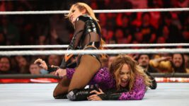 Lesão de Becky Lynch no WWE RAW foi real