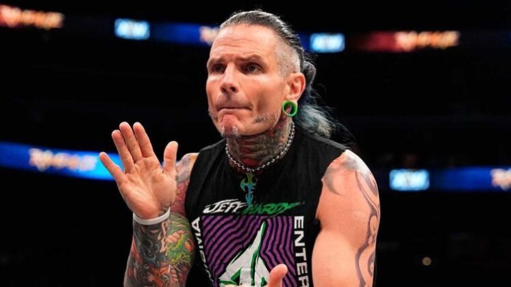 Jeff Hardy volta a fazer críticas sobre a sua situação na AEW