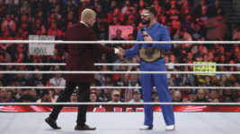 Cody Rhodes e Seth Rollins anunciam que estarão no próximo SmackDown
