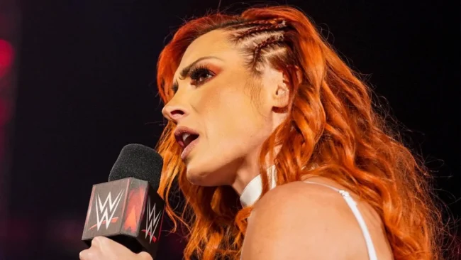 Becky Lynch responde críticas de Ronda Rousey a WWE