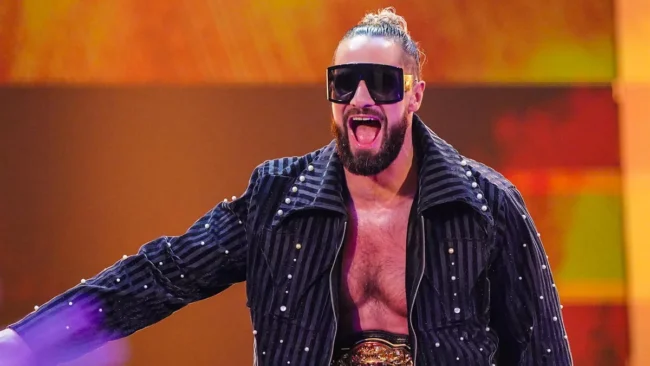 Seth Rollins assina novo contrato milionário com a WWE