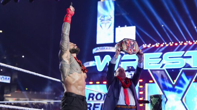 Roman Reigns é visto na Disney World em meio a hiato da WWE