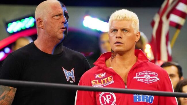 Dustin Rhodes elogia o trabalho de Cody Rhodes na WWE