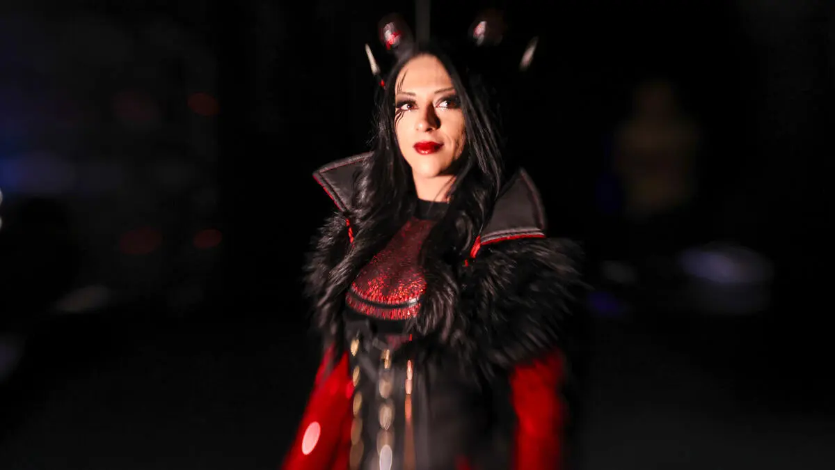 Stephanie Vaquer Gets Stern Warning from Former World Champion Before WWE RAW