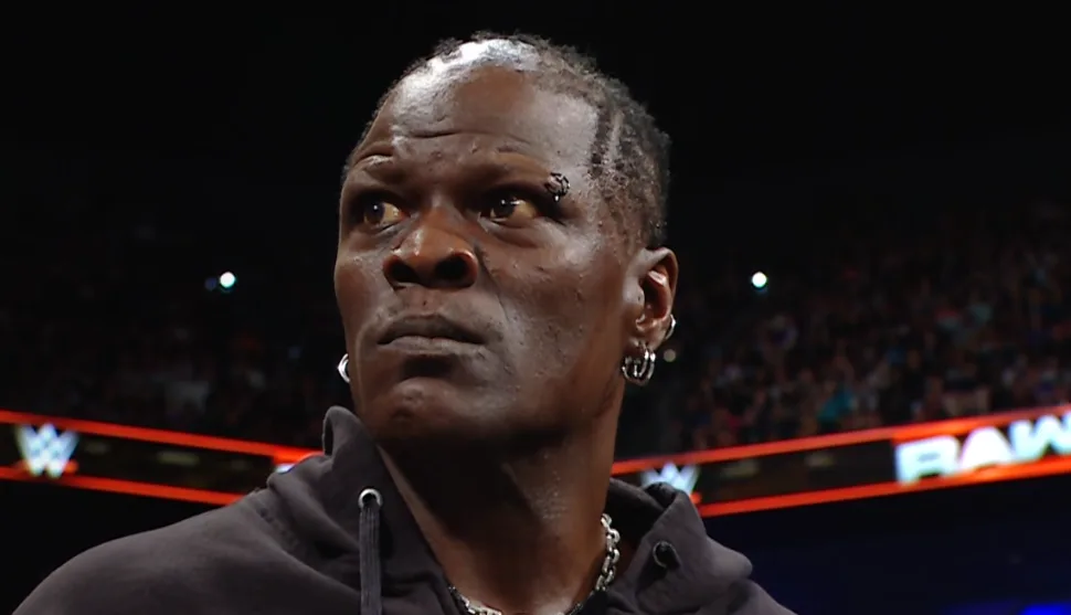 R-Truth Unveils Striking New Look on WWE RAW