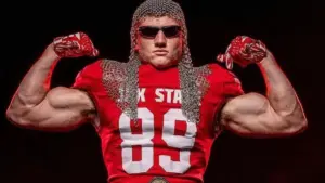 Scott Steiner’s Son Reveals Plans to Enter Pro Wrestling After Football Career