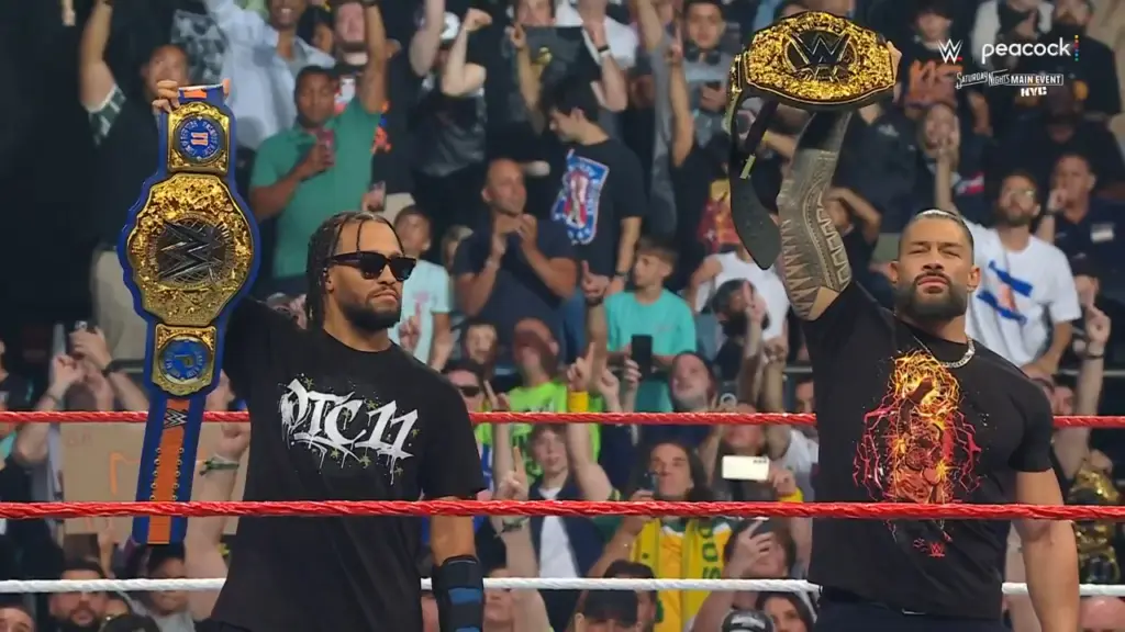 Roman Reigns and Jalen Brunson Lay Out Seth Rollins and Tyrese Haliburton at WWE SNME