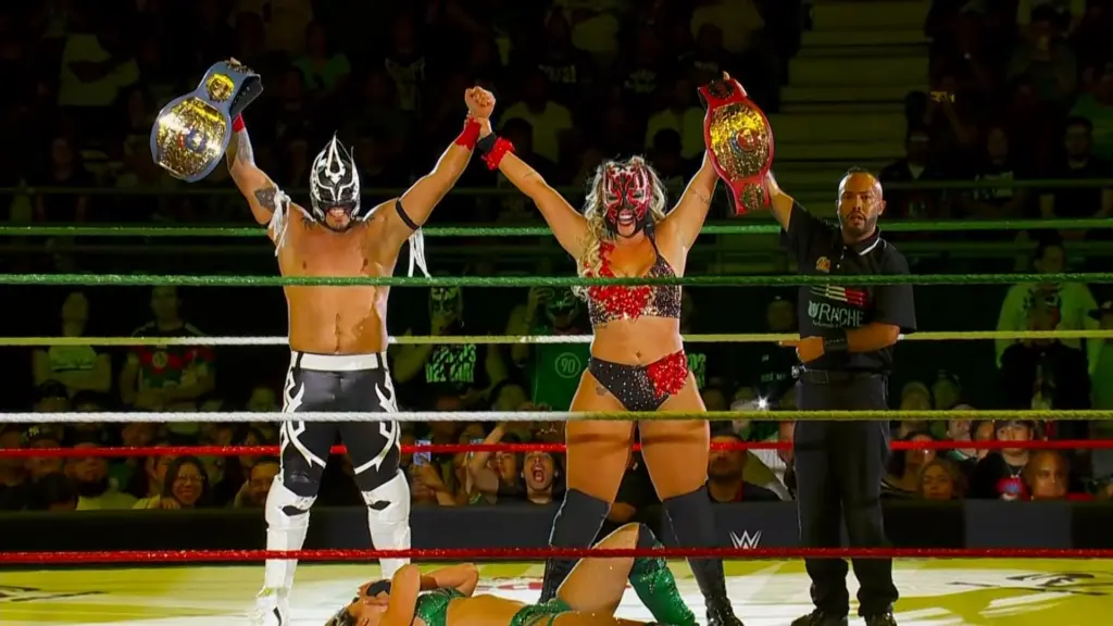 La Hiedra and Laredo Kid Win AAA World Mixed Tag Team Titles