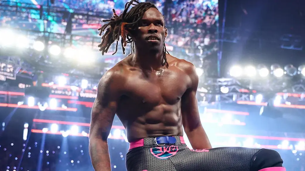 Je’Von Evans Reveals One of the First Things He’d Do if He Wins the World Heavyweight Title