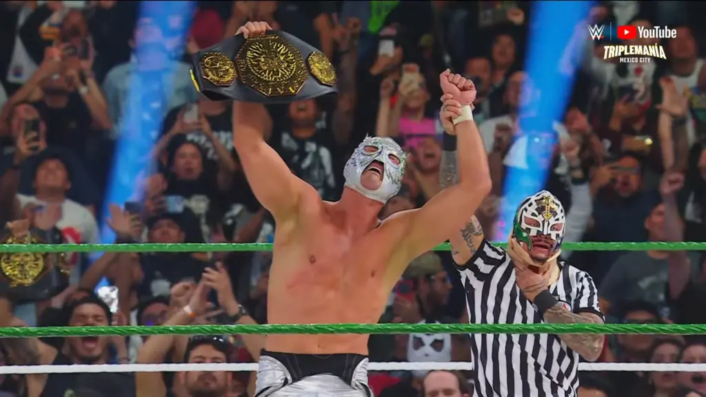 El Grande Americano Wins AAA Mega Championship at Triplemanía 34
